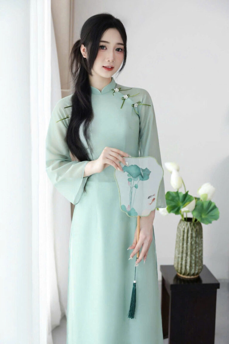 Hugo Ao Dai Collection